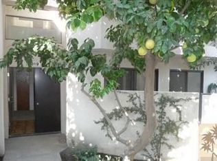 819 S Village Sq, Palm Springs, CA 92262