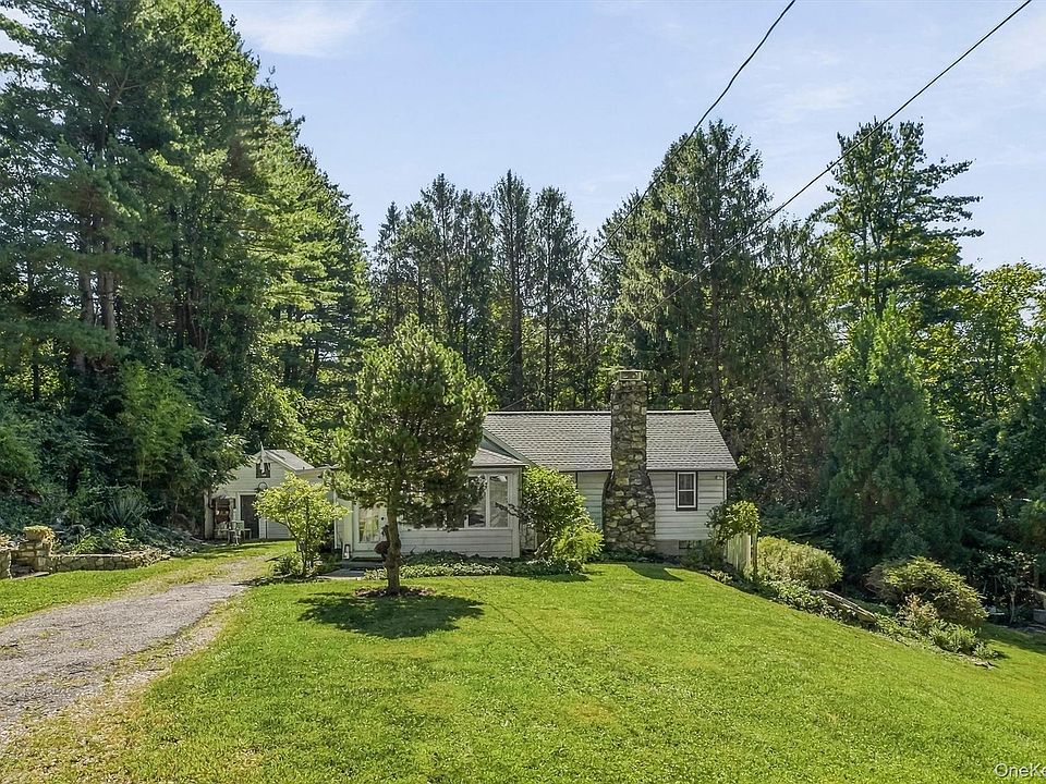 1st image of 136 Bundy Hill Road