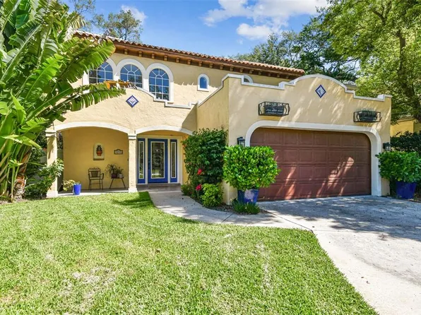 3205 W Knights Ave, Tampa, FL 33611