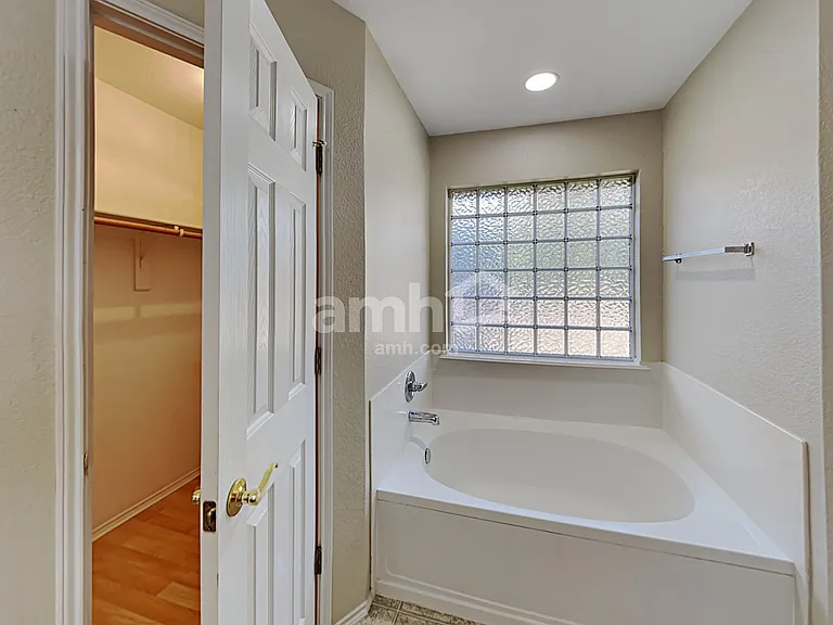 1000 Redfish Dr — Photo 13