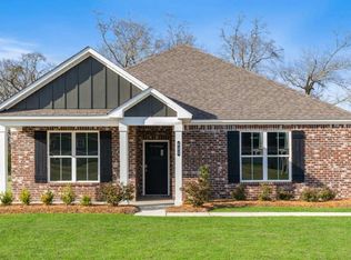 600 Golden Oaks Cir, Dothan, AL 36301