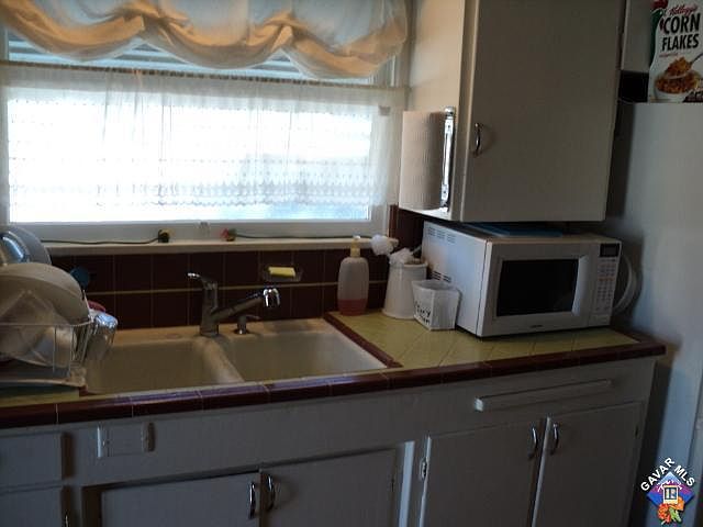 2nd image of 1147 Ivyton St