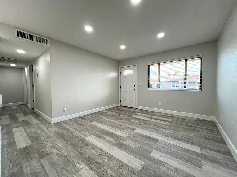 3614 W Tulsa St — Photo 5