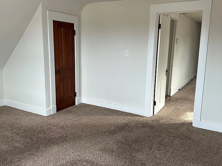 14533 Clifton Blvd #3 — Photo 12