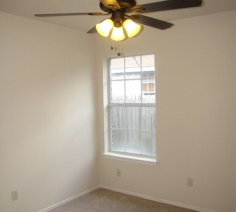 2nd image of 1512 Mason Creek Blvd