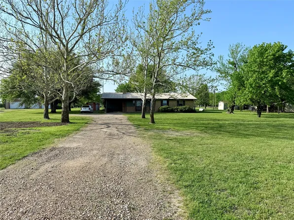 2152 E State Highway 56, Bonham, TX 75418