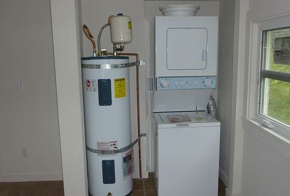 Included washer/dryer