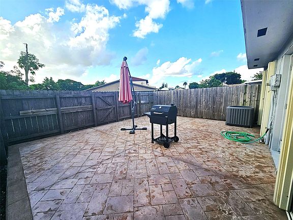 4th image of 19328 NW 53rd Place #3