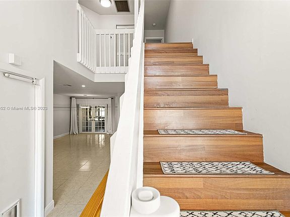 5th image of 3615 W Inverrary Blvd W #3615