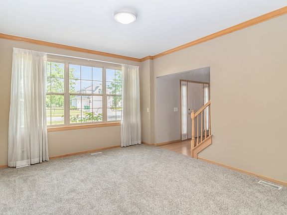 5th image of 24723 W Lincolnway St
