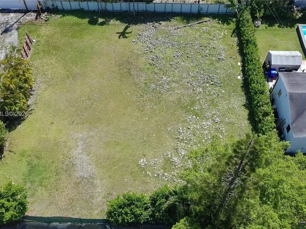 5410 SW 5th Ter, Miami, FL 33134