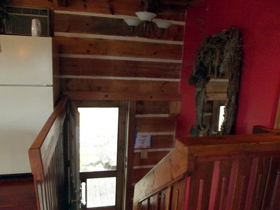 4th image of 930 Deweese Rd