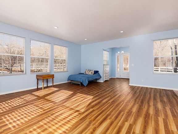 4th image of 1395 S Bullion Rd