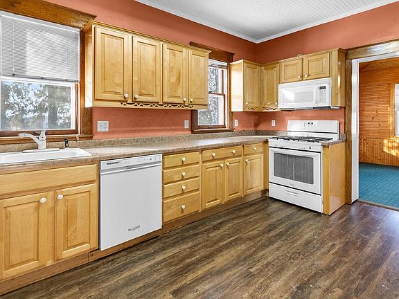 4th image of 6494 School St
