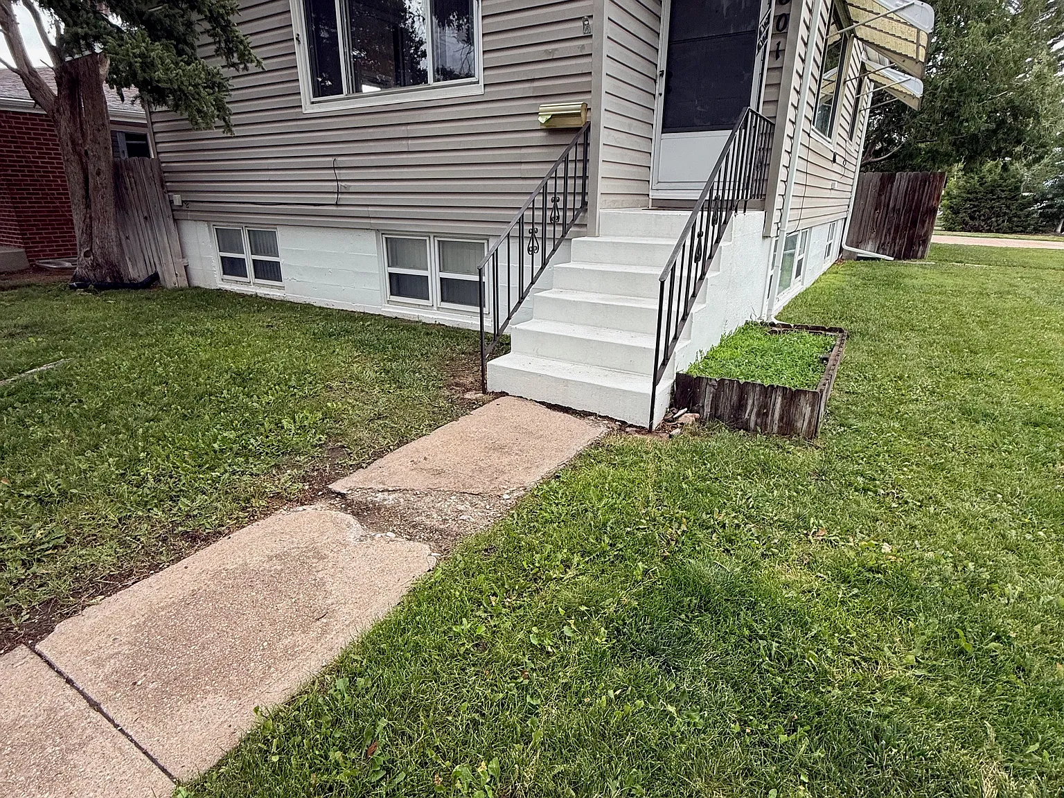 1601 Crook Ave — Photo 4