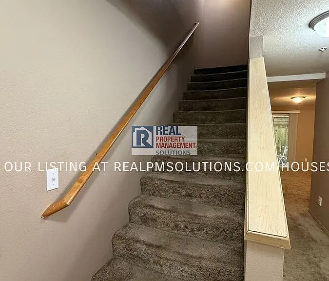 931 NE 81st Ave #4 — Photo 3