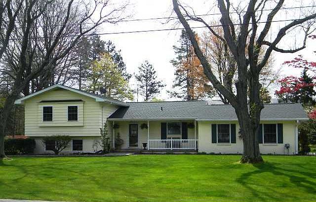 1st image of 2961 E Briarcliff St