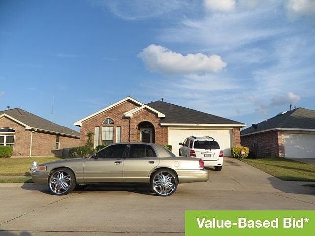 1st image of 709 Somerset Dr