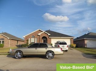 709 Somerset Dr, Cedar Hill, TX 75104