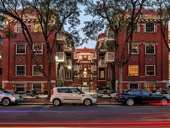 2nd image of 1540 N Grant St #266923927
