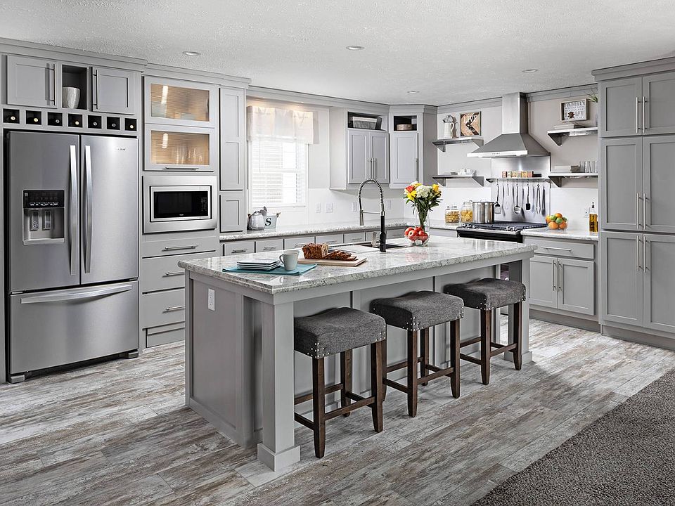 1st image of 325 Sylvan Ave #14