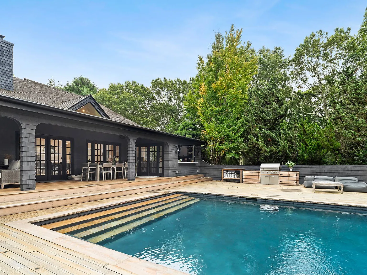 Wainscott Private Rental with Pool and Tennis — Photo 2