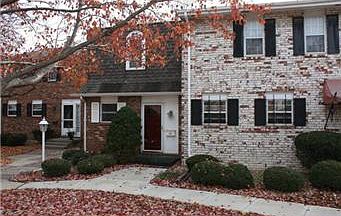 1st image of 9553 Perry Ln