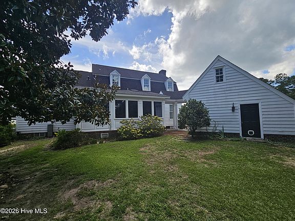 4th image of 110 Foxcroft Drive