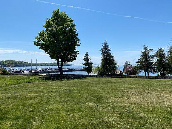 2nd image of 10986 Harbor Shores Dr