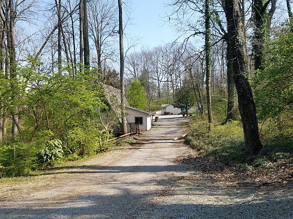 4th image of 404406 Kendall Rd