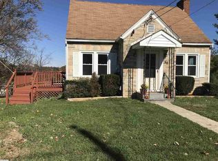 56 Mountain View Dr, Waynesboro, VA 22980