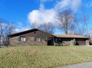 2116 Mohave Dr, Dayton, OH 45431