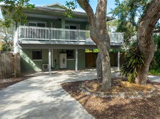 820 E 19th Ave, New Smyrna Beach, FL 32169