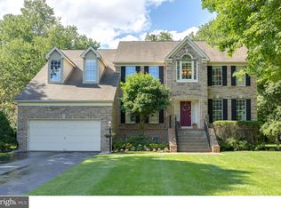 217 Saint Anthonys Dr, Moorestown, NJ 08057