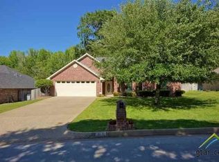 18331 Woodhollow Dr, Flint, TX 75762