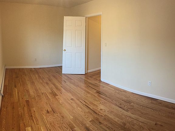 4th image of 9731 104th Street # Fl 3rd