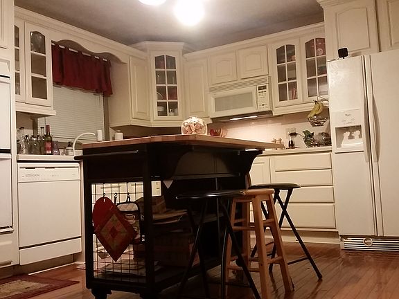 4th image of 1666 Buena Vista Dr