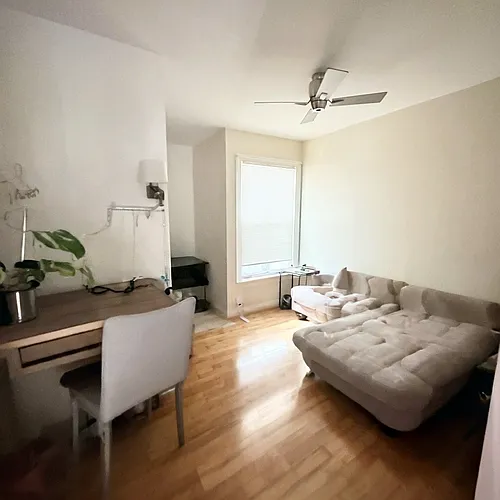 930 Chicago Ave #6 Photo 1