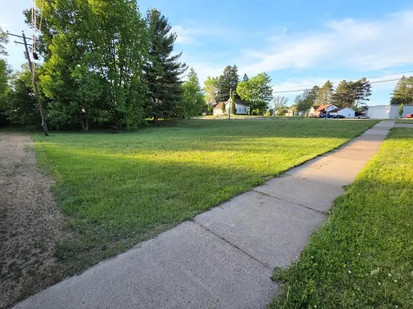 903 Grand Ave, Merrill, WI 54452