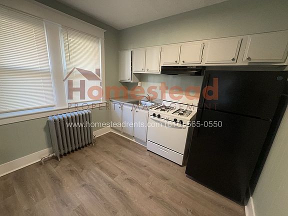 5th image of 315 Berbro St
