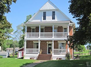 106 7th Ave, Defiance, IA 51527