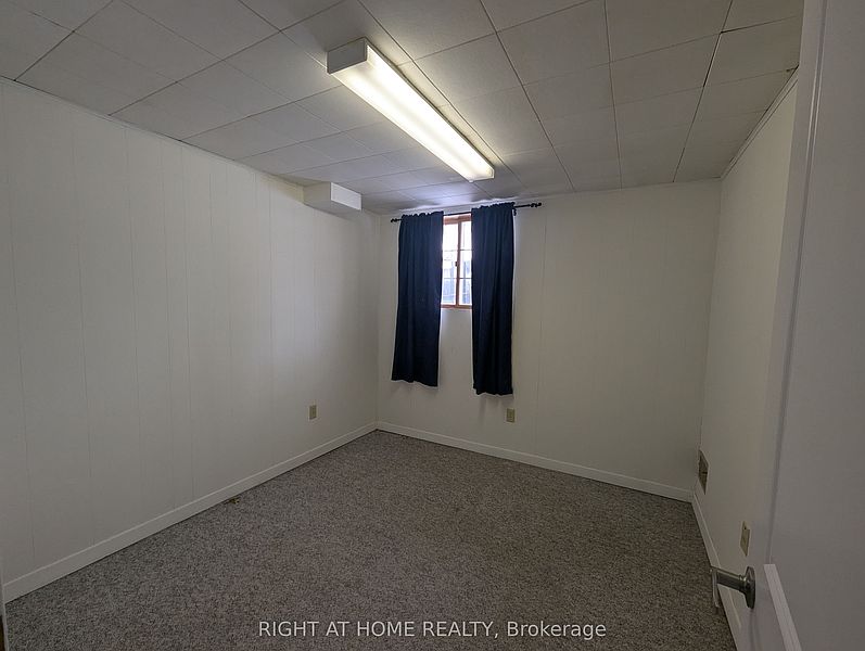 Burlington House for rent - 4 Bedrooms — photo 14