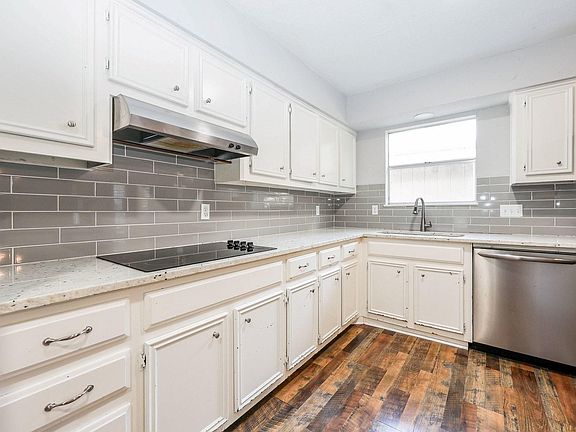 4th image of 3543 Haven Pines Dr