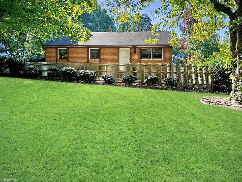 1st image of 700 Eastchester Dr