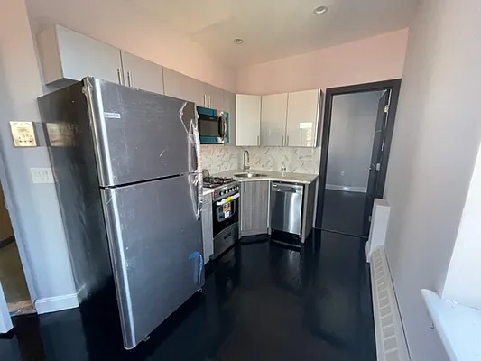 Rented by NY Living Solutions | media 1