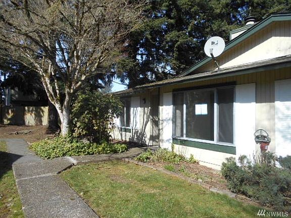 2nd image of 2515 18th St SE