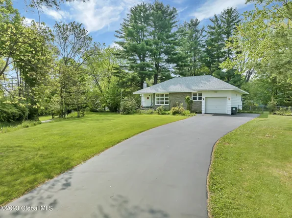 11 Stock Lane, Rensselaer, NY 12144