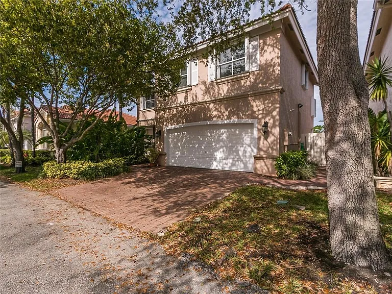 1590 Seagrape Way — Photo 40