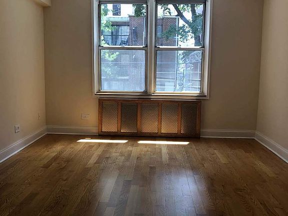 3rd image of 11016 72nd Ave APT 202