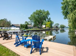 225 Bluebird Dr, Sturgeon Bay, WI 54235